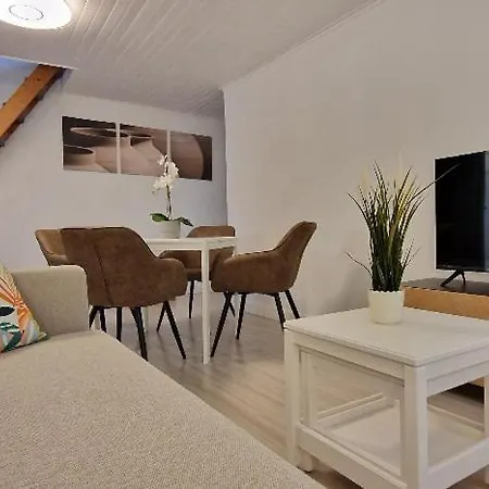 4p Vue Et Montagne Апартаменты Ментона